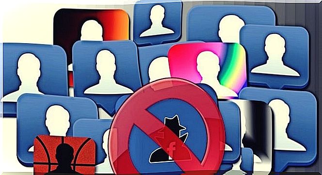 social media icons depicting the practice of blocking or deleting people from social media 