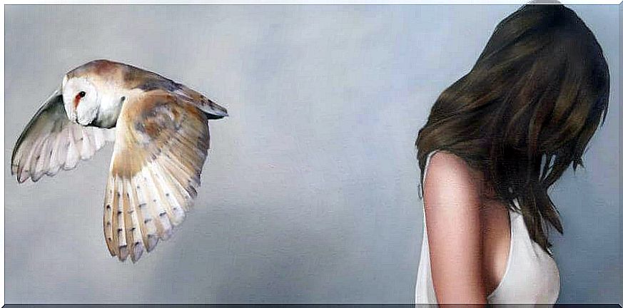 woman with an owl by the side representing the pain of lies