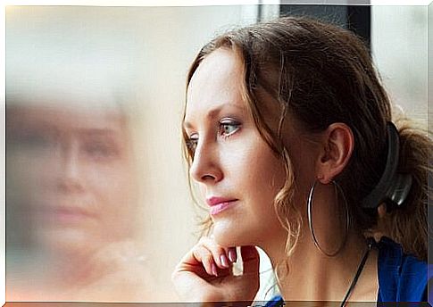 Woman thinking and practicing the anchor technique