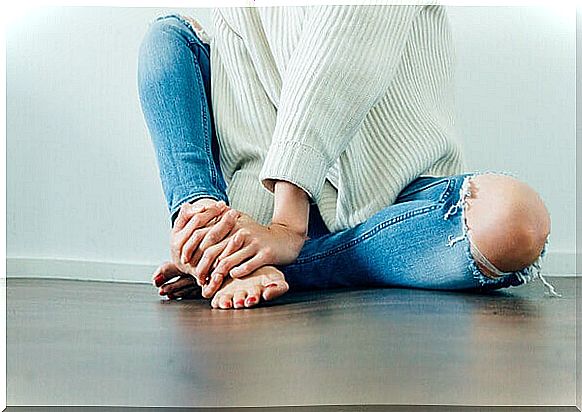 sitting woman representing anxiety body language