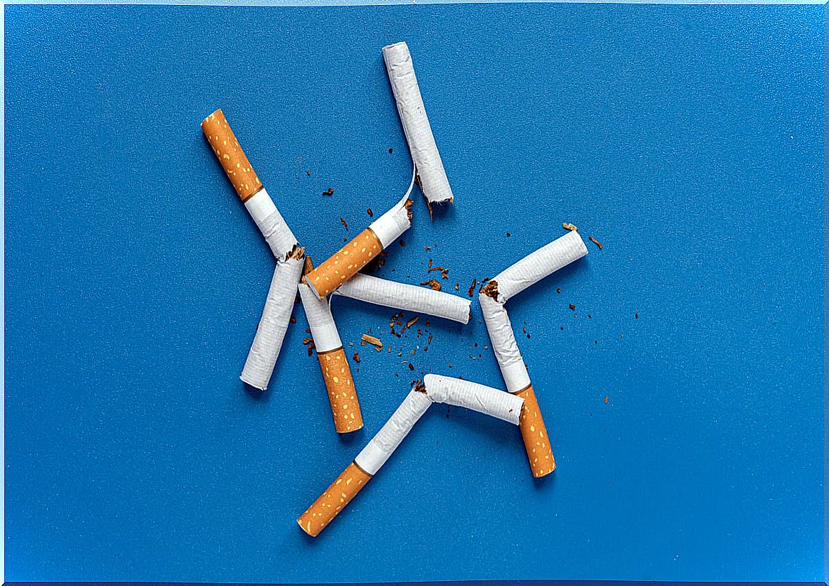 Broken cigarettes for smoking prevention